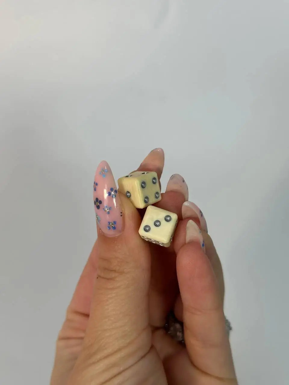 Royal Fossil Dice set – 10.5 mm | Black or Silver Pips