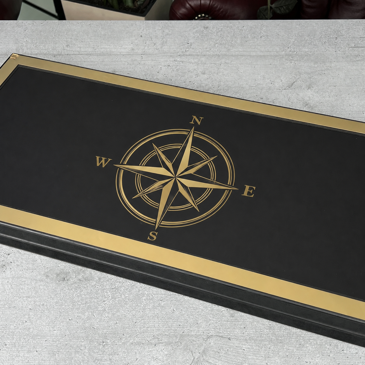 Premium Gold Metal Wind Rose Backgammon Set – Large 25”