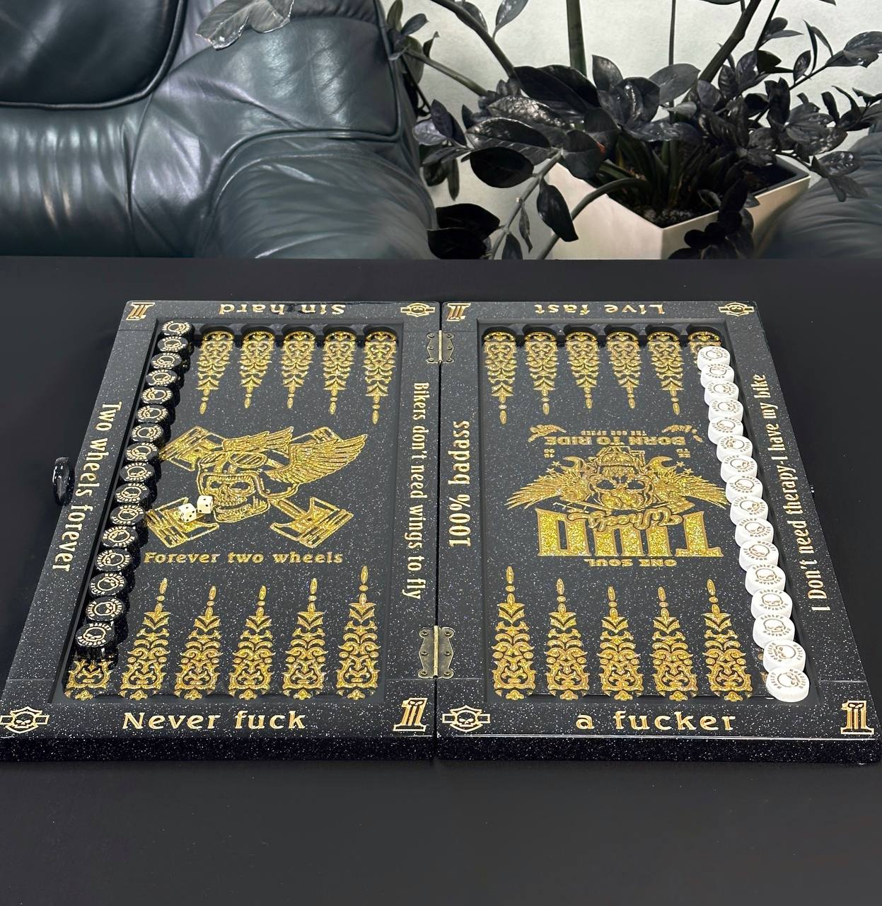 Luxuriöses weißes Acrylstein-Schachspiel, Schachbrett aus Stein, limitiert, Backgammon-Set, Marmor-Schachspiel