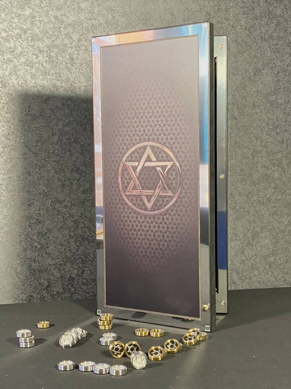 Luxuriöses Backgammon aus Metall mit gehärtetem Glas – Exklusives Design, handgefertigt, anpassbar