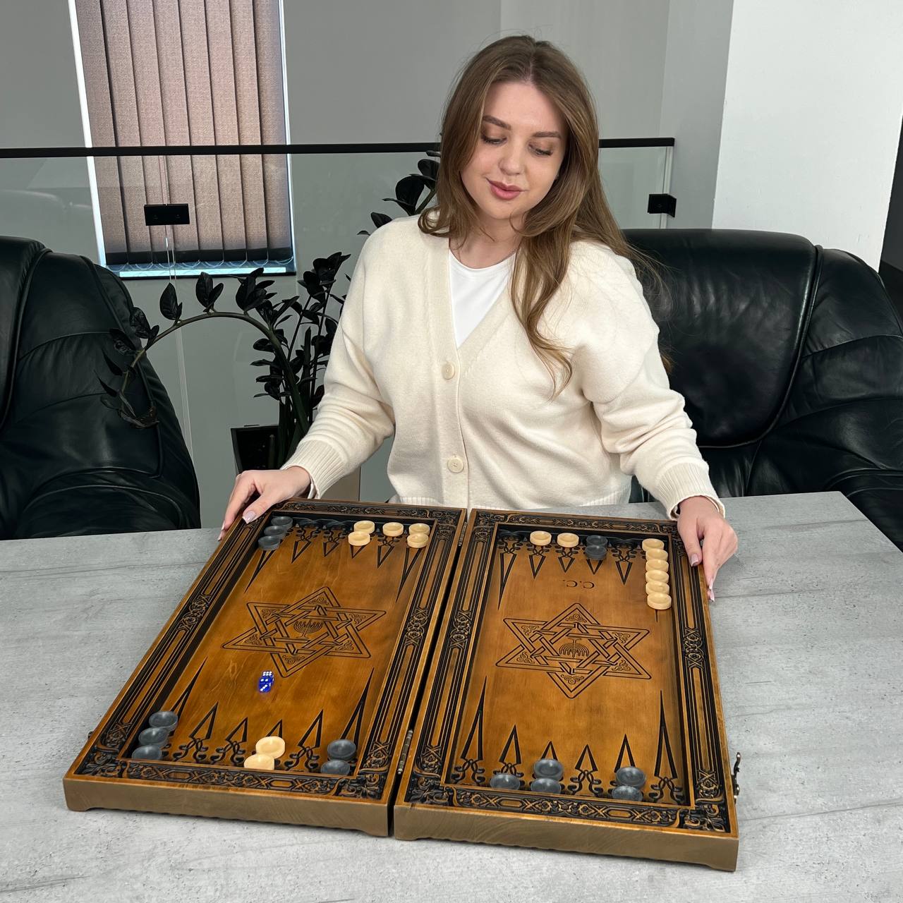 Wooden Backgammon "Silver Wolf" – Star of David Edition