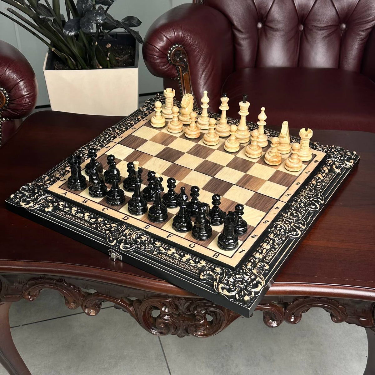Jeu d'échecs imitation marbre (29 x 29 cm), jeu d'échecs en bois. Prêt à offrir. Réf. 198027