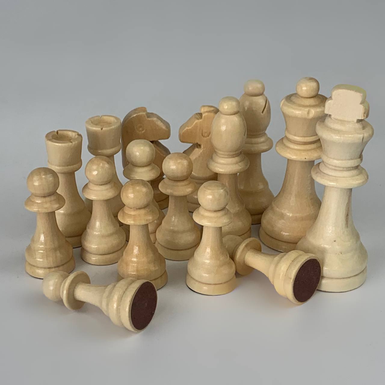 Large chess pieces set, 10.5cm King. Wooden game board accessories.