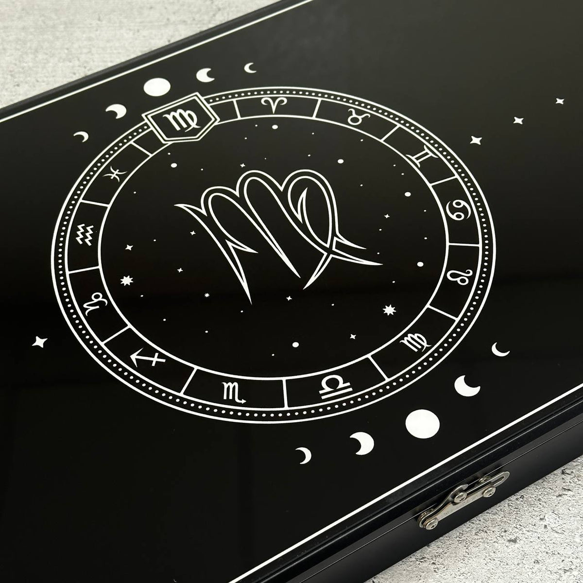 Exquisites Glas-Backgammon "Sternzeichen Jungfrau" - 61×27 cm, Art. 250105. Individuell gestaltet. Geschenkfertig