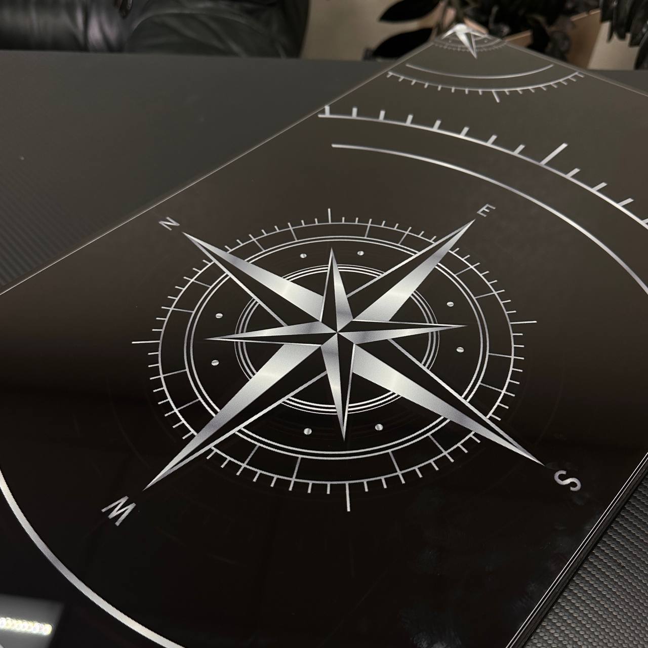 Large Glass&Wood Backgammon Set with Compass Star Wind Rose, Customized and Gift-ready