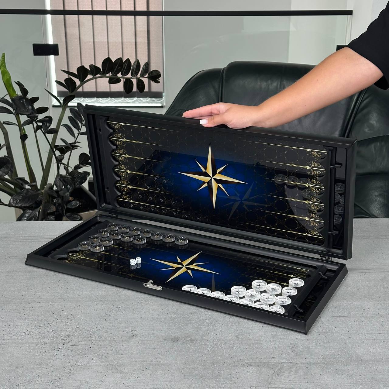 Compass Rose Glass Backgammon Set – Large 24”