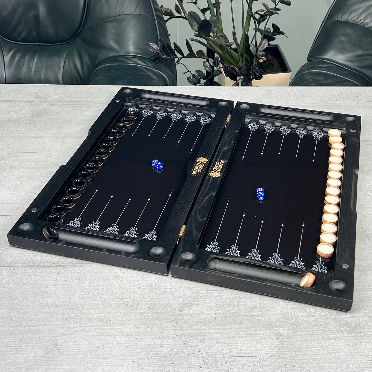 Luxury Glass&Wood Backgammon Set with Rhinoceros, Customized and Gift-ready