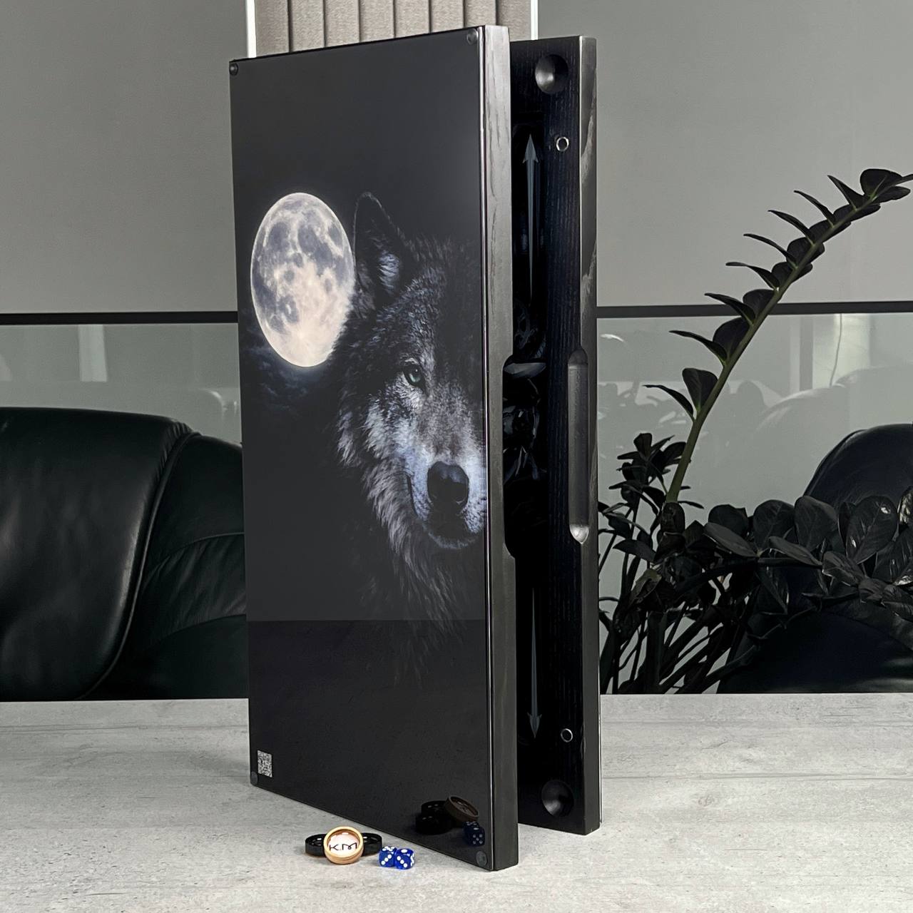 The Night Wolf & Full Moon Premium Glass&Wood Backgammon Set — Luxury Game Board