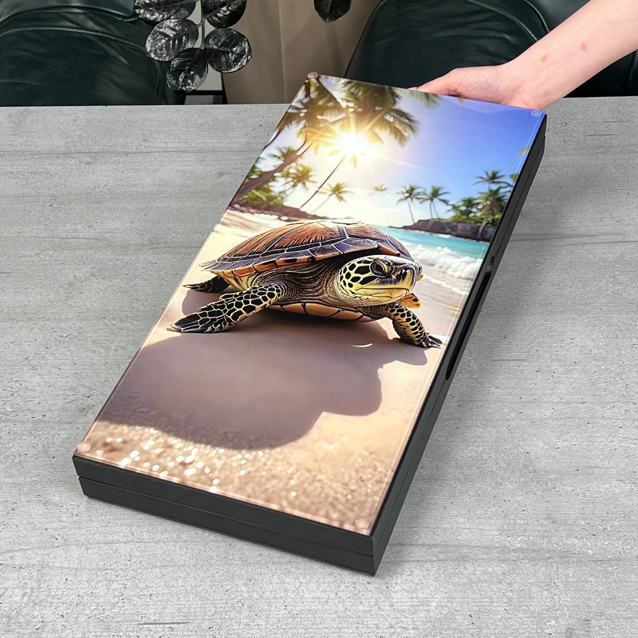The Golden Meridian Sea Turtle Premium Glass&Wood Backgammon Set — Luxury Game Board Gift