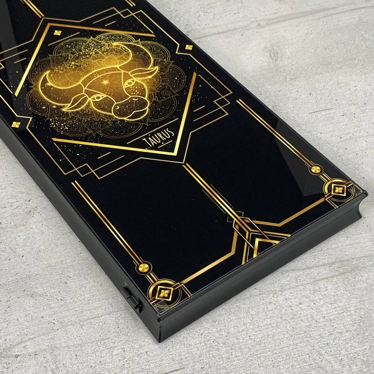 Black Marble-Style Glass Backgammon Set – Large 24"