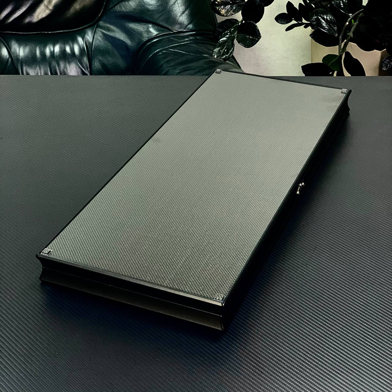 Exclusive Carbon Backgammon Set in Aluminum Basis, 61*26.5cm, Gift-ready