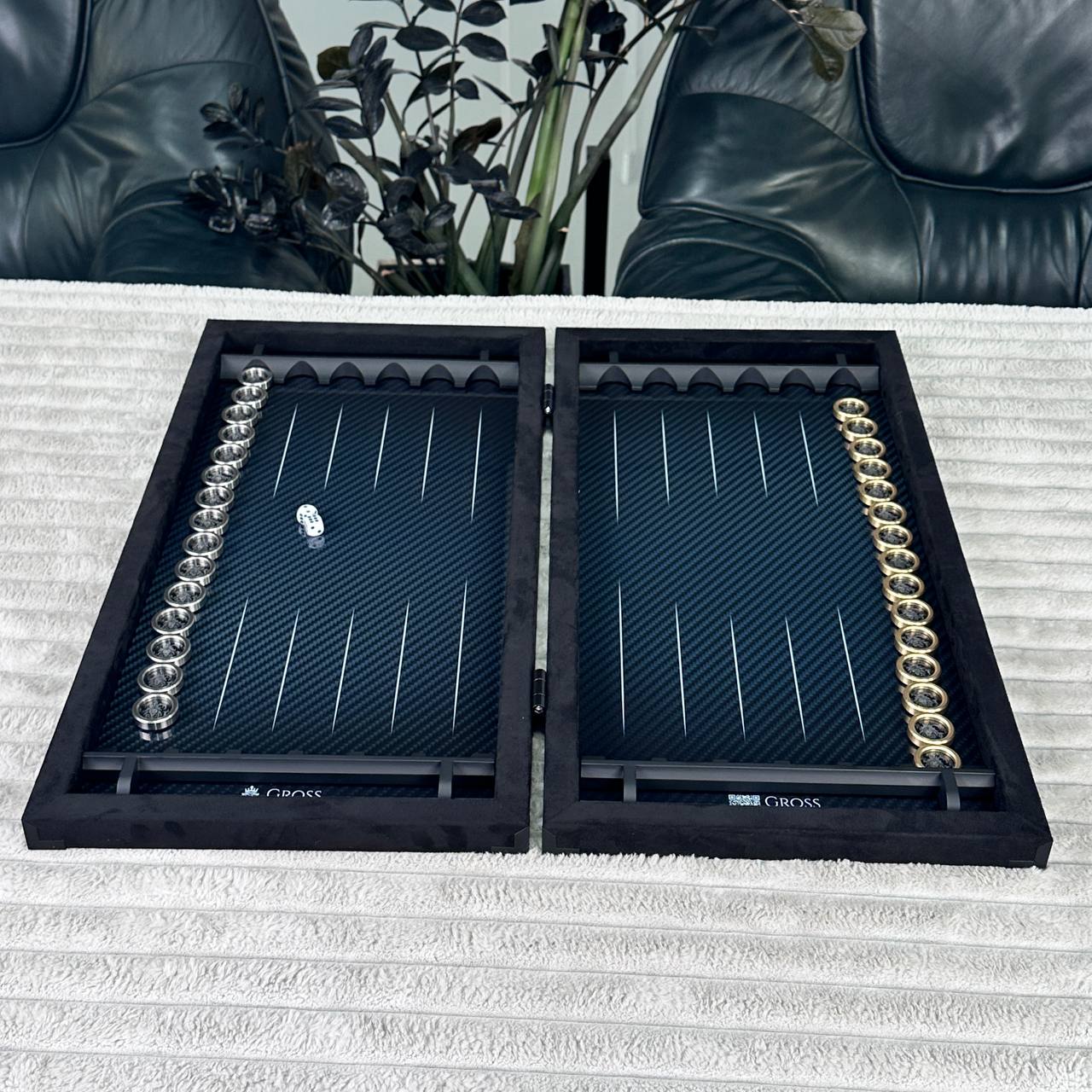 Handgemachtes klassisches Backgammon-Set aus Metall und Carbon 60*30cm, Geschenkfertig VIP