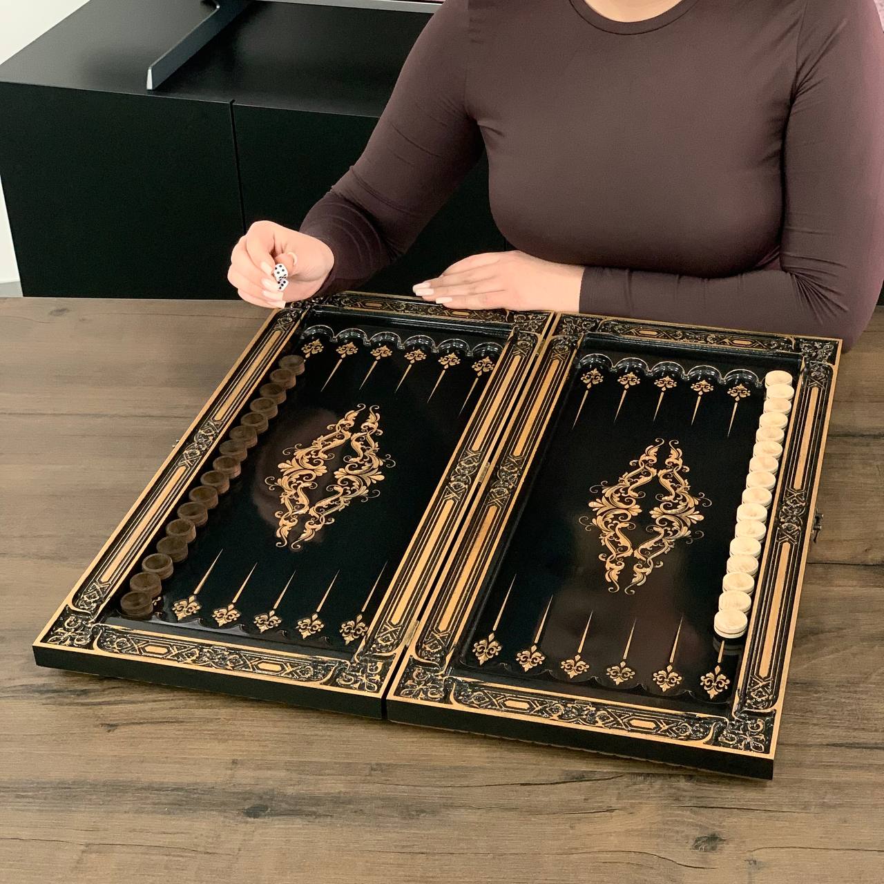 Jeu de backgammon en bois, 50×23 cm, beau design classique, prêt à offrir