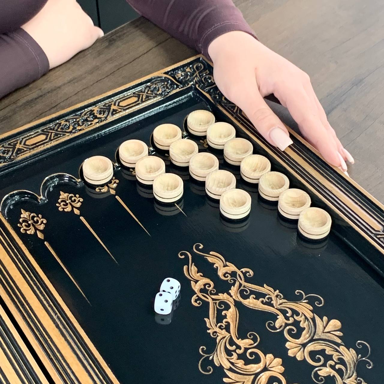 Jeu de backgammon en bois, 50×23 cm, beau design classique, prêt à offrir