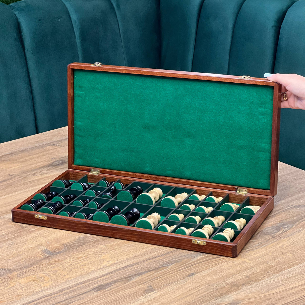 Jeu d'échecs imitation marbre (29 x 29 cm), jeu d'échecs en bois. Prêt à offrir. Réf. 198027