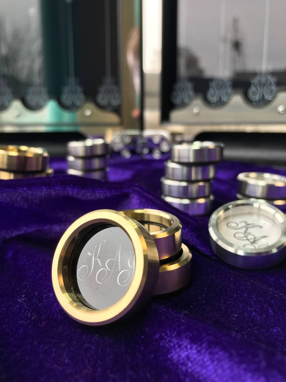 Set mit Damesteinen, individuelle Chips für Backgammonbrett, personalisierte Damesteine