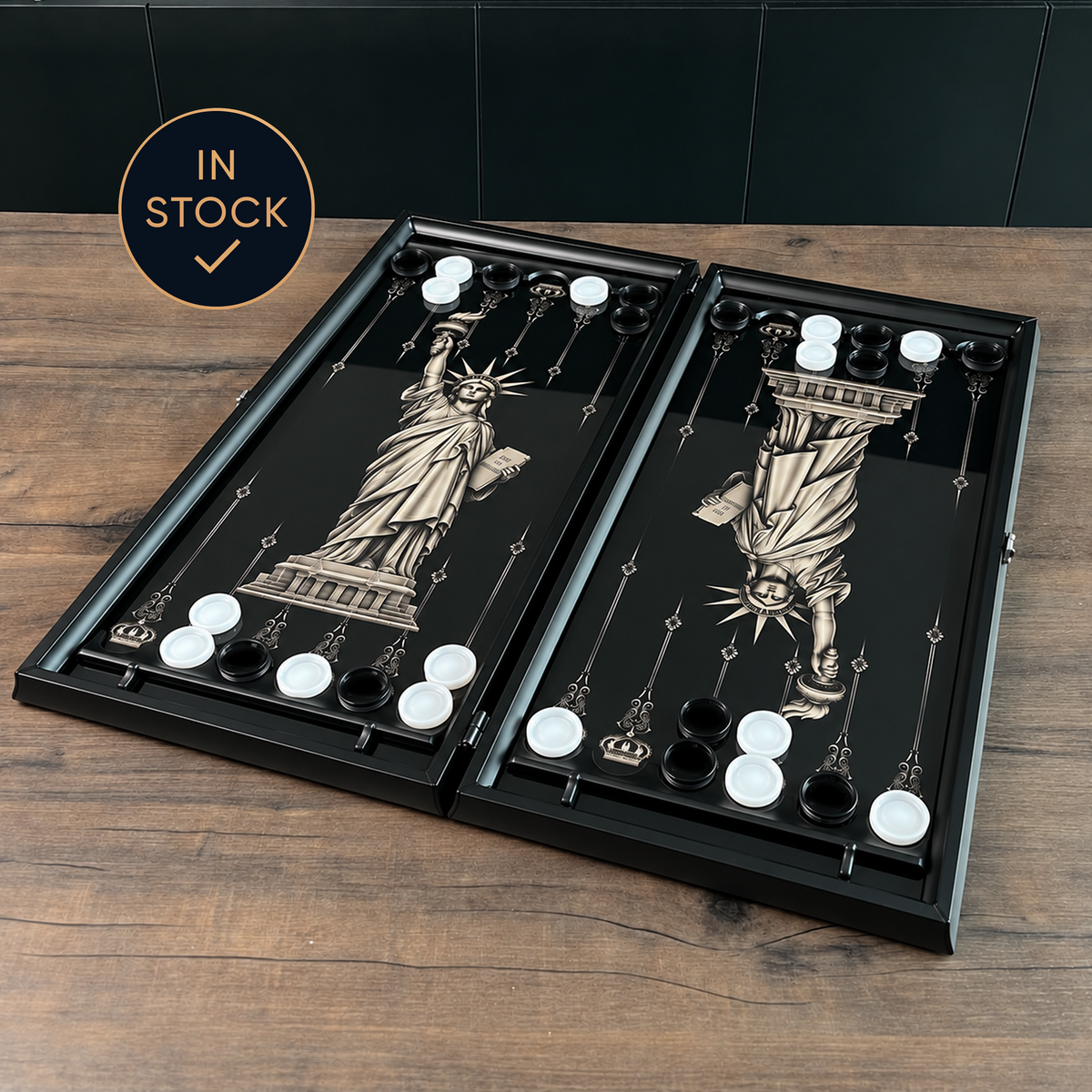 Statue of Liberty Glass Backgammon Set – Luxury New York Edition, Large 24"