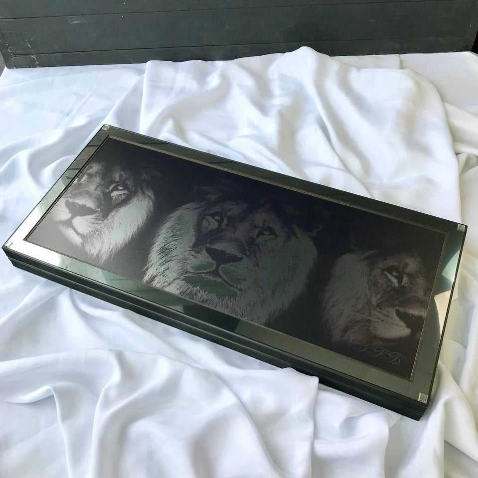 Three Lions Design Metal Backgammon Set – Large 25”