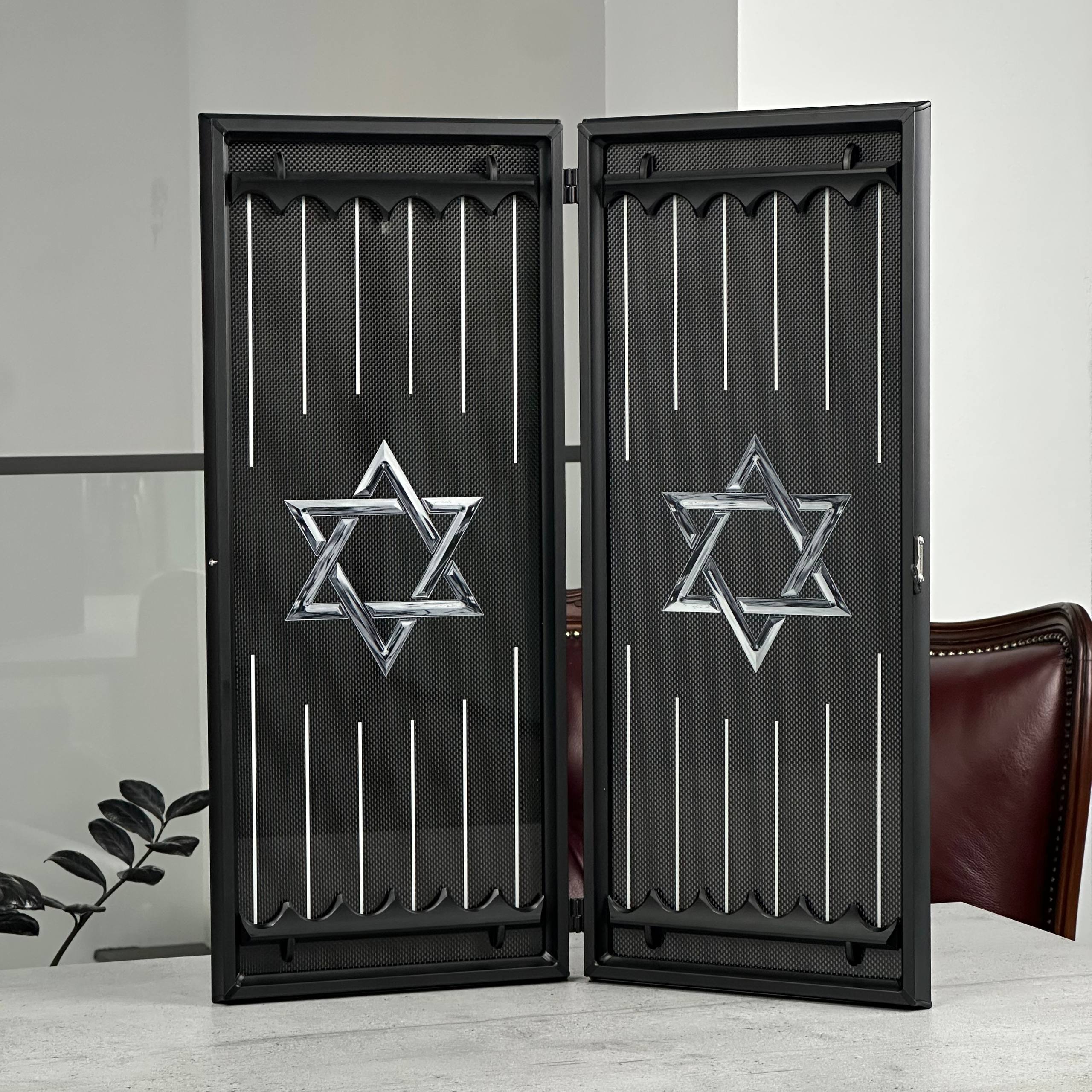 Star of David Premium Carbon Aluminum Frame Backgammon Set – Large 24”