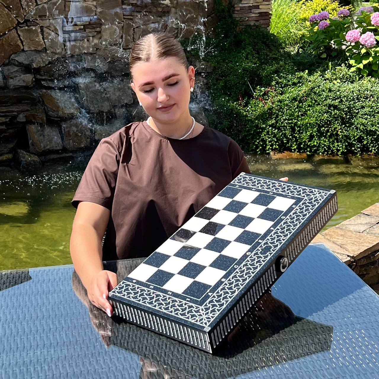 Black & White Stone Chess Set with Storage Case – Large 22”