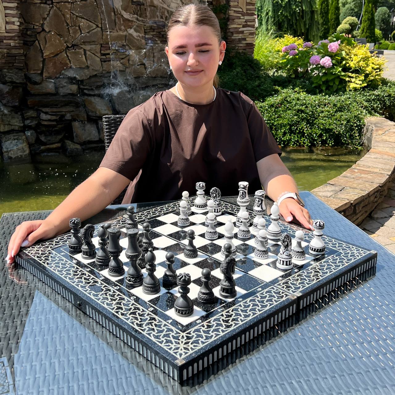 Black & White Stone Chess Set with Storage Case – Large 22”