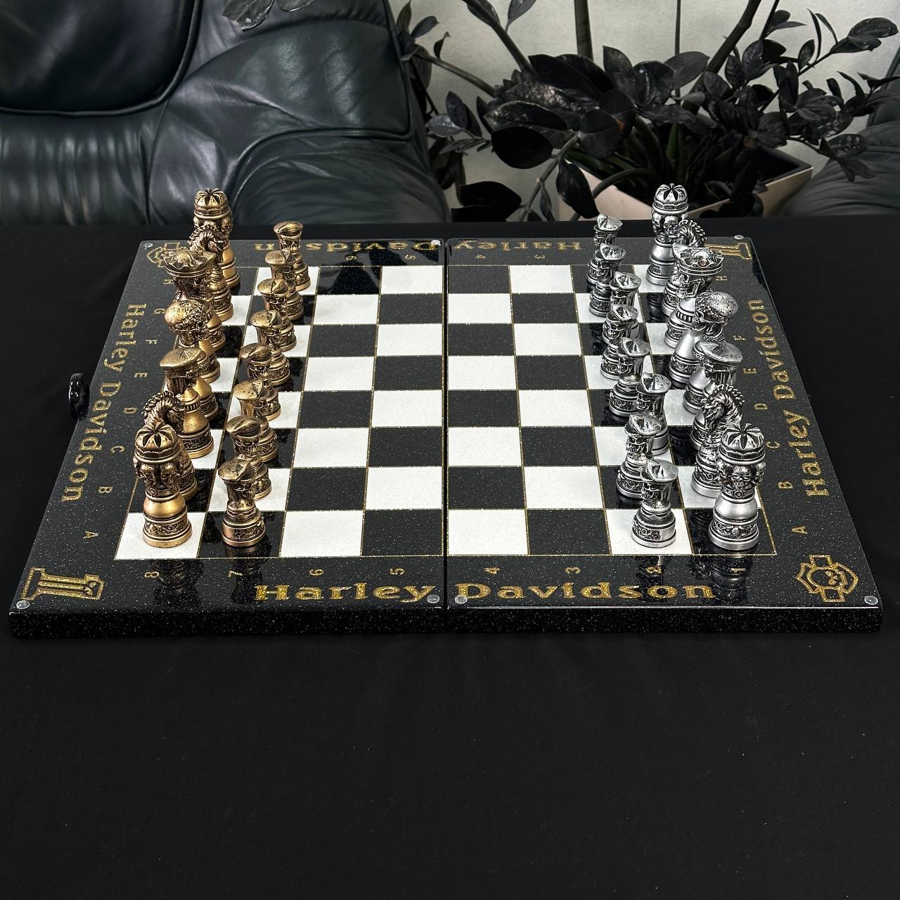 Luxuriöses weißes Acrylstein-Schachspiel, Schachbrett aus Stein, limitiert, Backgammon-Set, Marmor-Schachspiel