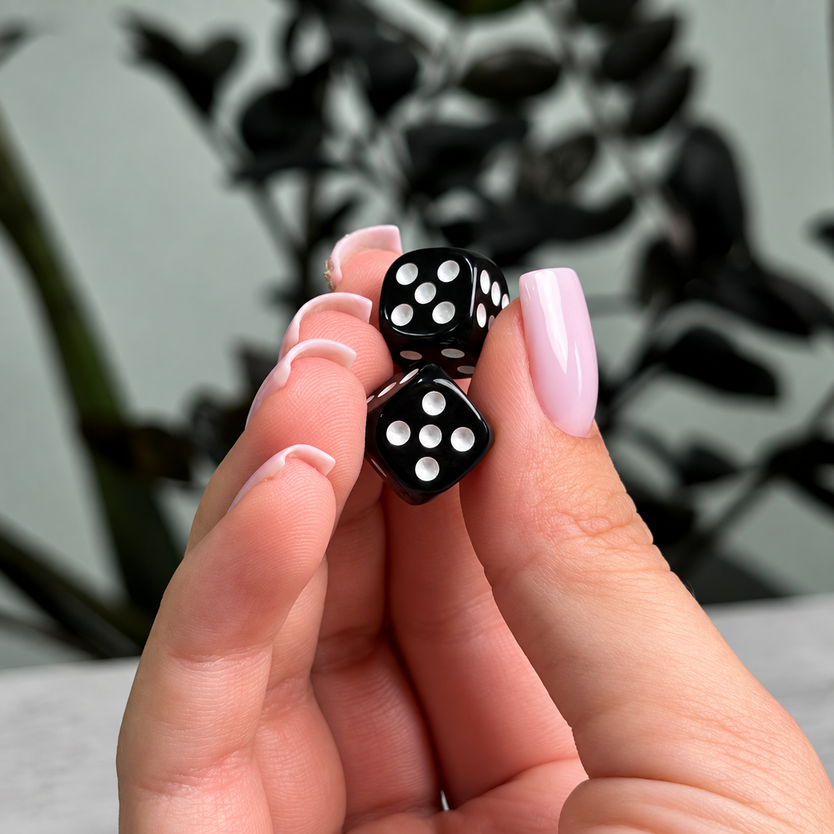 Kunststoff Würfel Paar zu deinem Spiel im Sortiment.