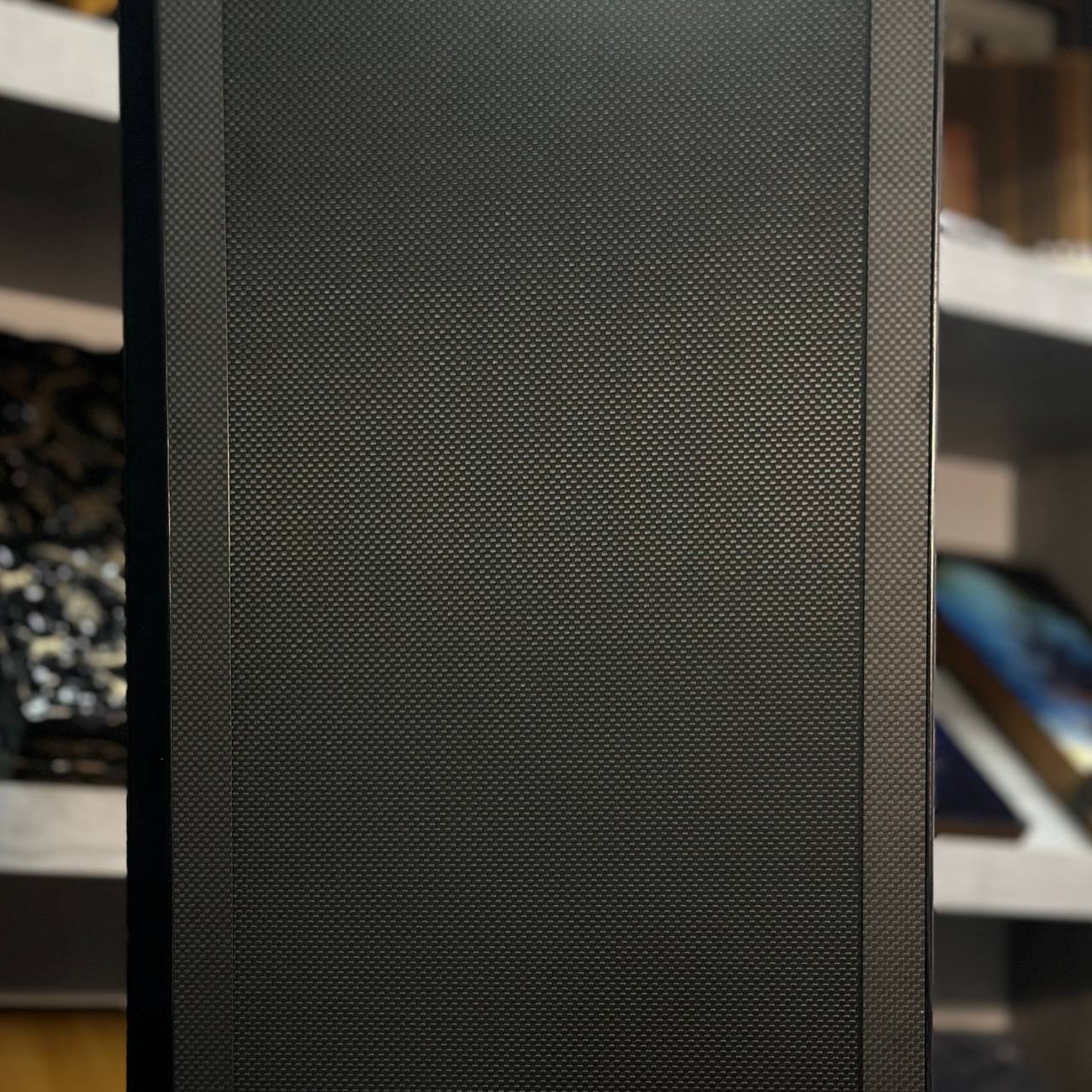 Luxuriöses VIP Carbon Backgammon Set auf Aluminium Carbon Basis, 61*26,5cm, Geschenkfertig