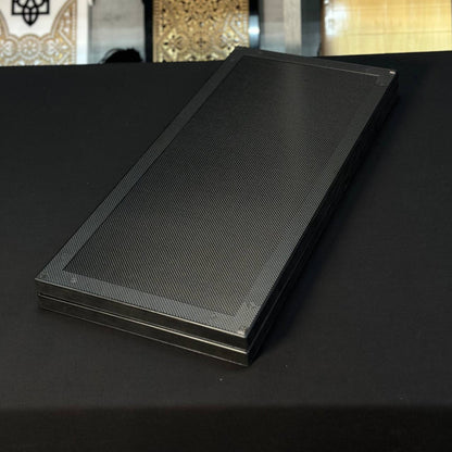 Luxuriöses VIP Carbon Backgammon Set auf Aluminium Carbon Basis, 61*26,5cm, Geschenkfertig