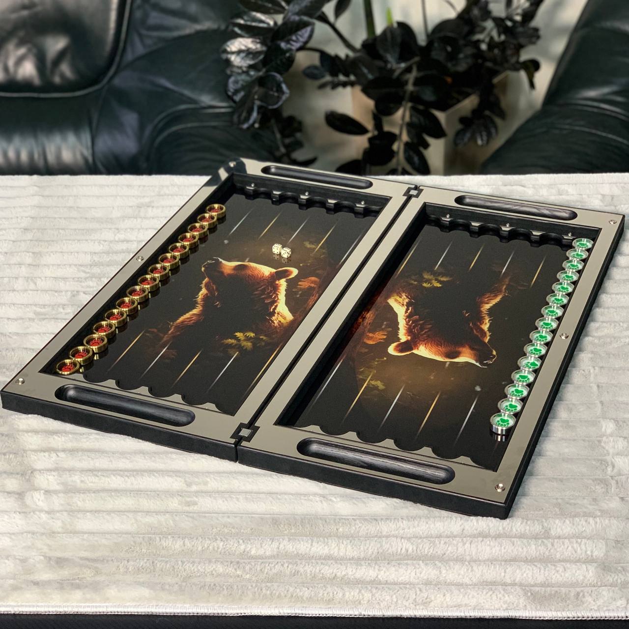 Anspruchsvolles Metall-Backgammon mit gehärtetem Glas – Exklusives Design, individuell anpassbar und als Geschenk geeignet