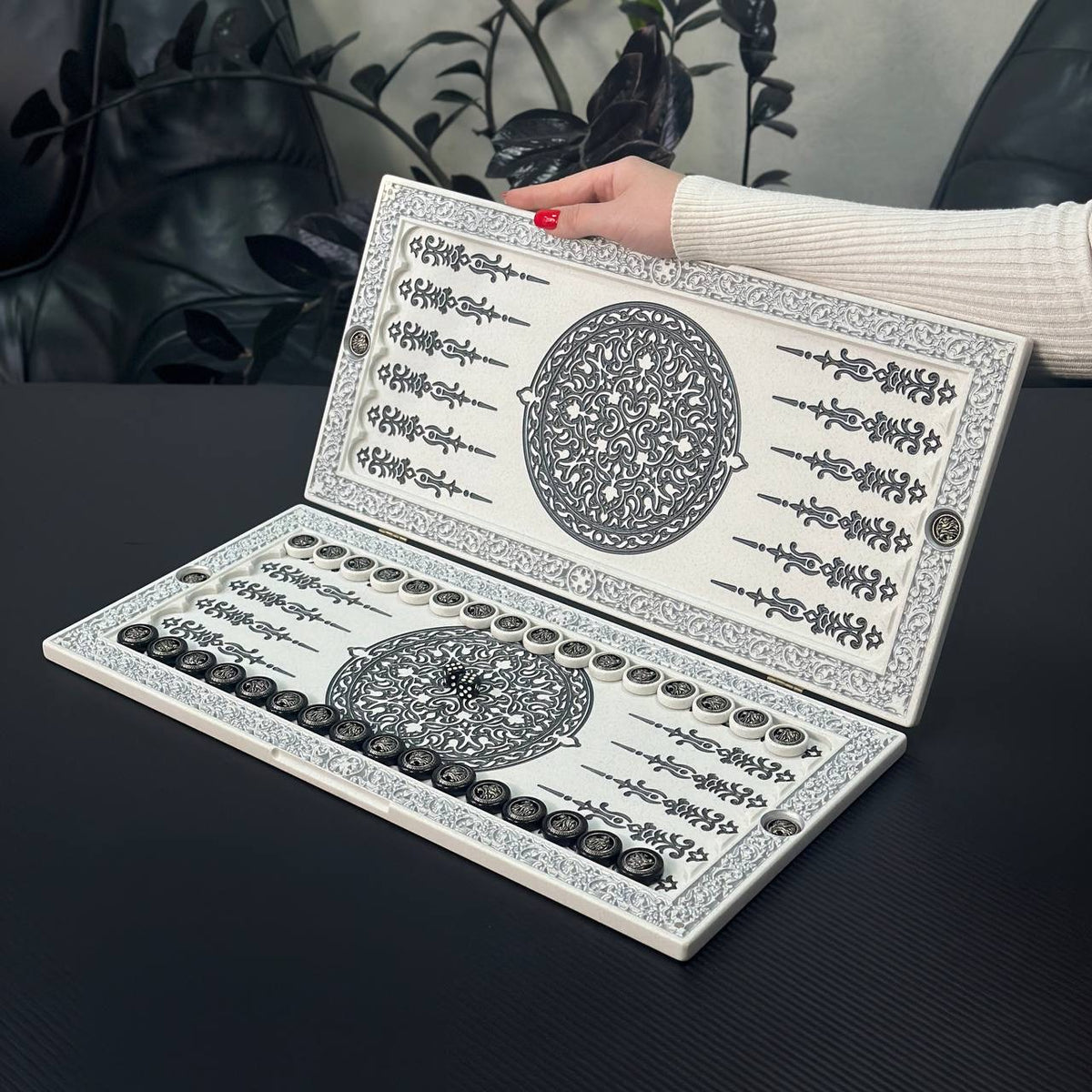 White Stone Backgammon Set – Silver Lion Design | Multiple Sizes