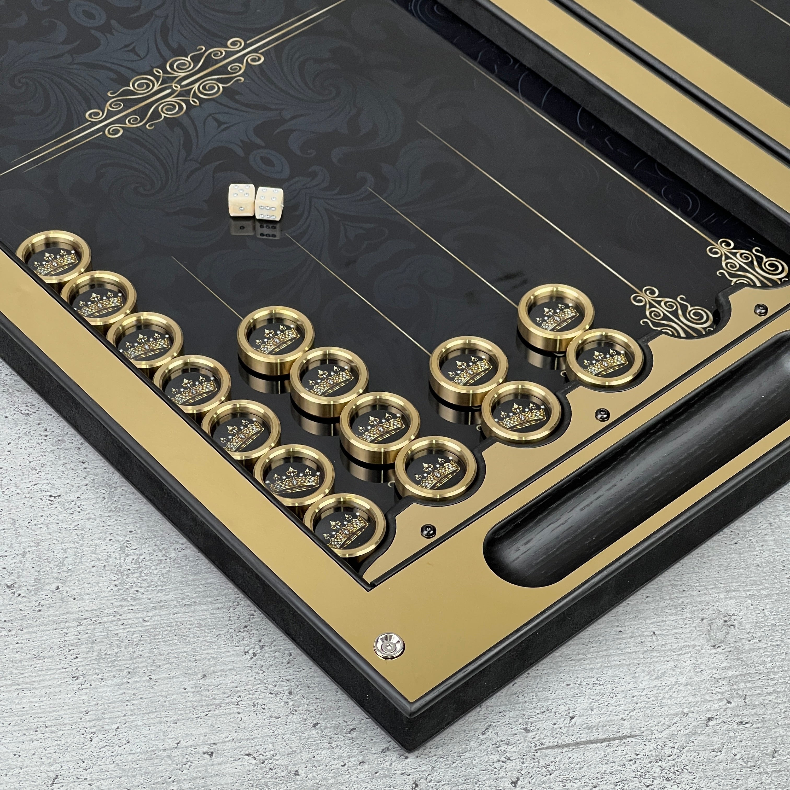 Premium Gold Metal Wind Rose Backgammon Set – Large 25”