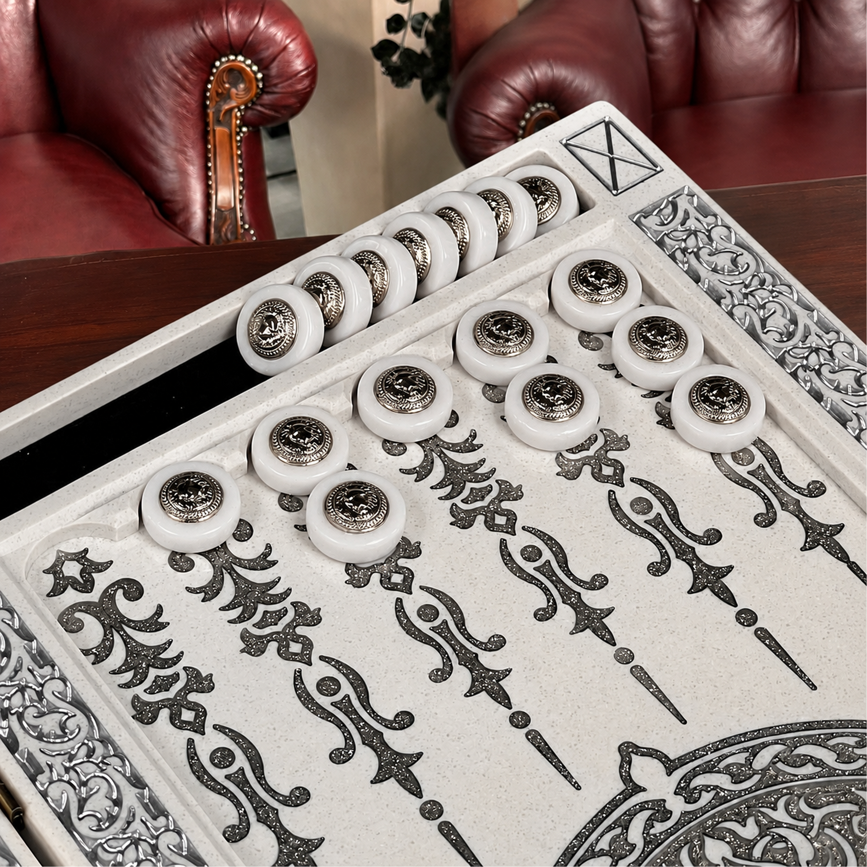 Luxuriöses weißes ACRYLSTEIN Backgammon X Großes handgemachtes Brettspiel, Geschenkfertig
