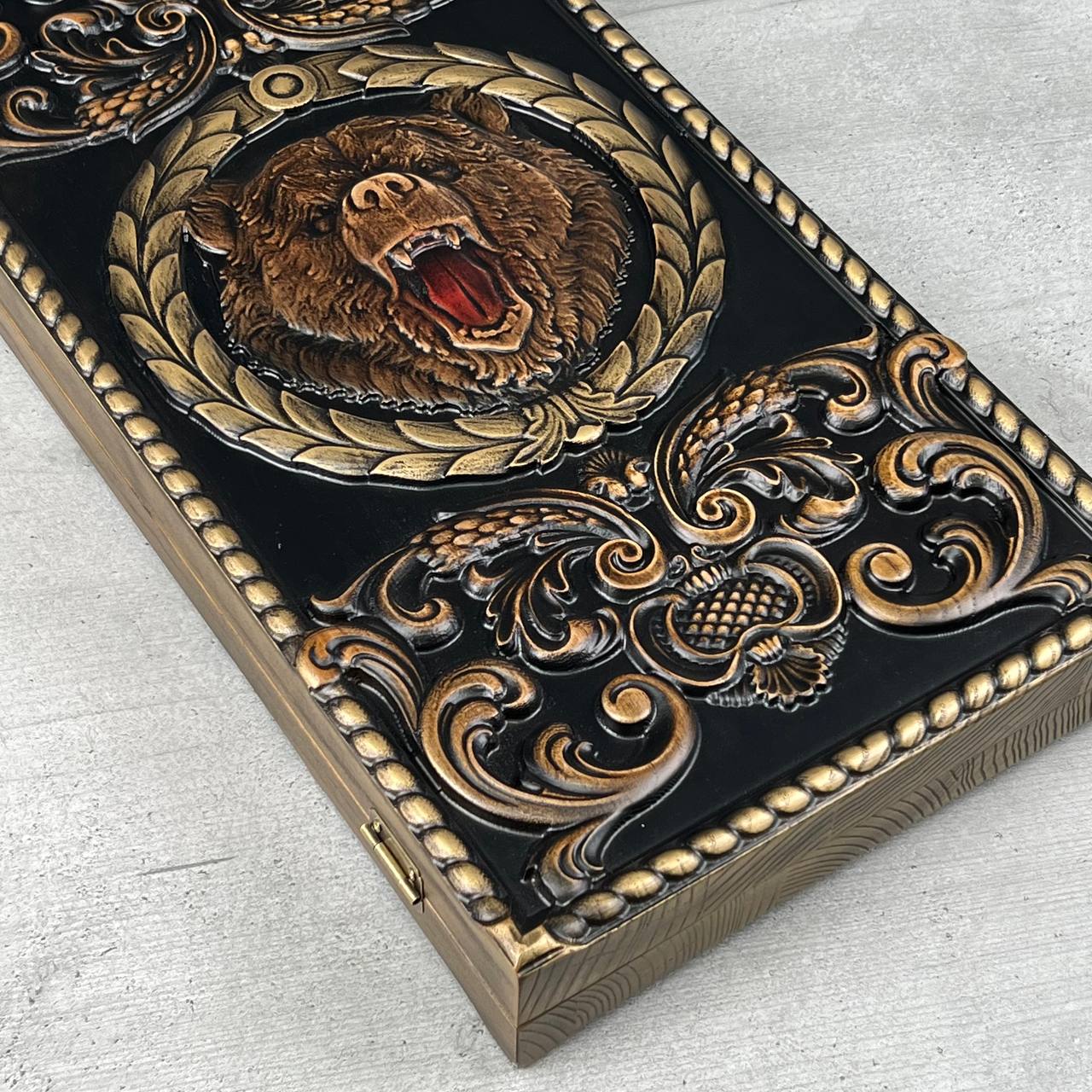 Grand Bear Wooden Backgammon Set