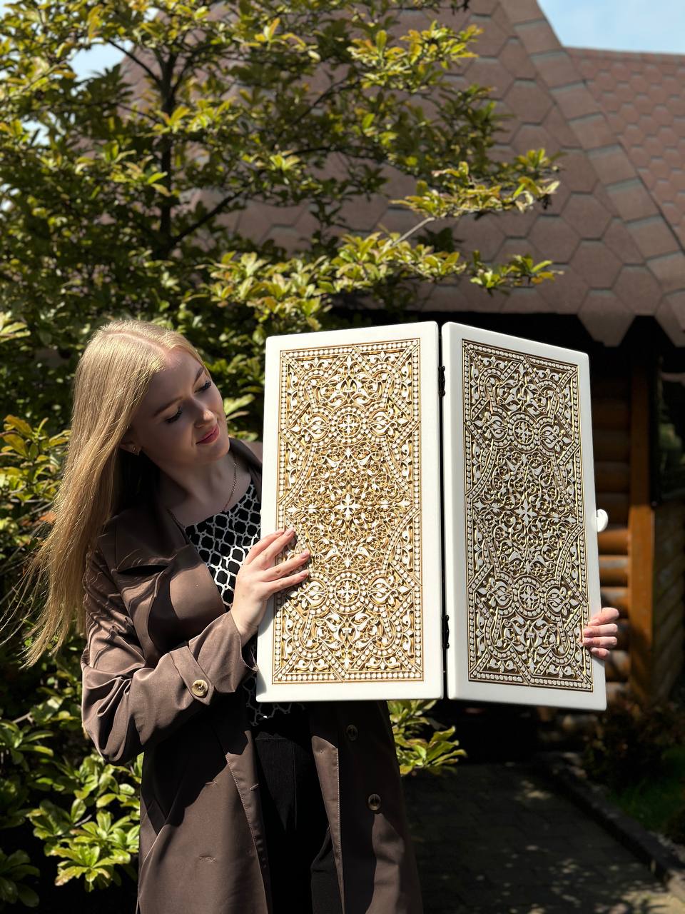 Exclusive White Acrylic Stone Backgammon with Ornamental Detail – Gift of a Lifetime, 58*28*5cm
