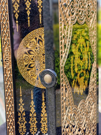 Regal Acrylic Stone Backgammon Set "Golden Lion" – Luxury Carved Game with Free Worldwide Shipping