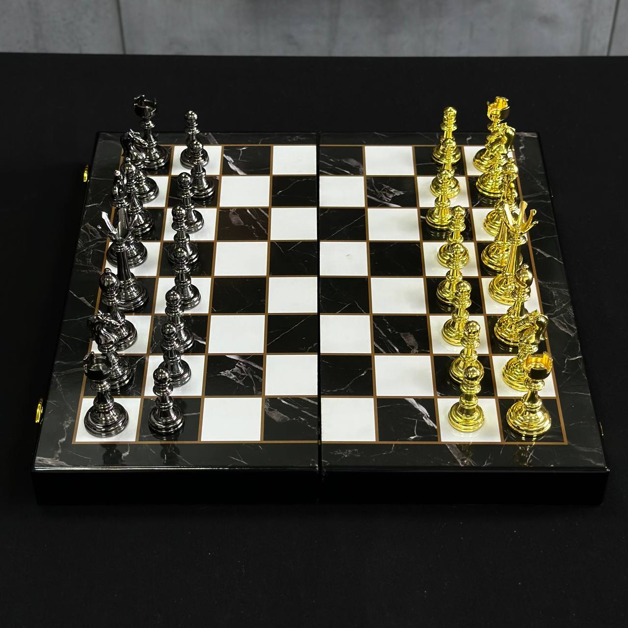 Jeu d'échecs imitation marbre (39 x 19 cm), jeu d'échecs en bois. Prêt à offrir. Réf. 198026