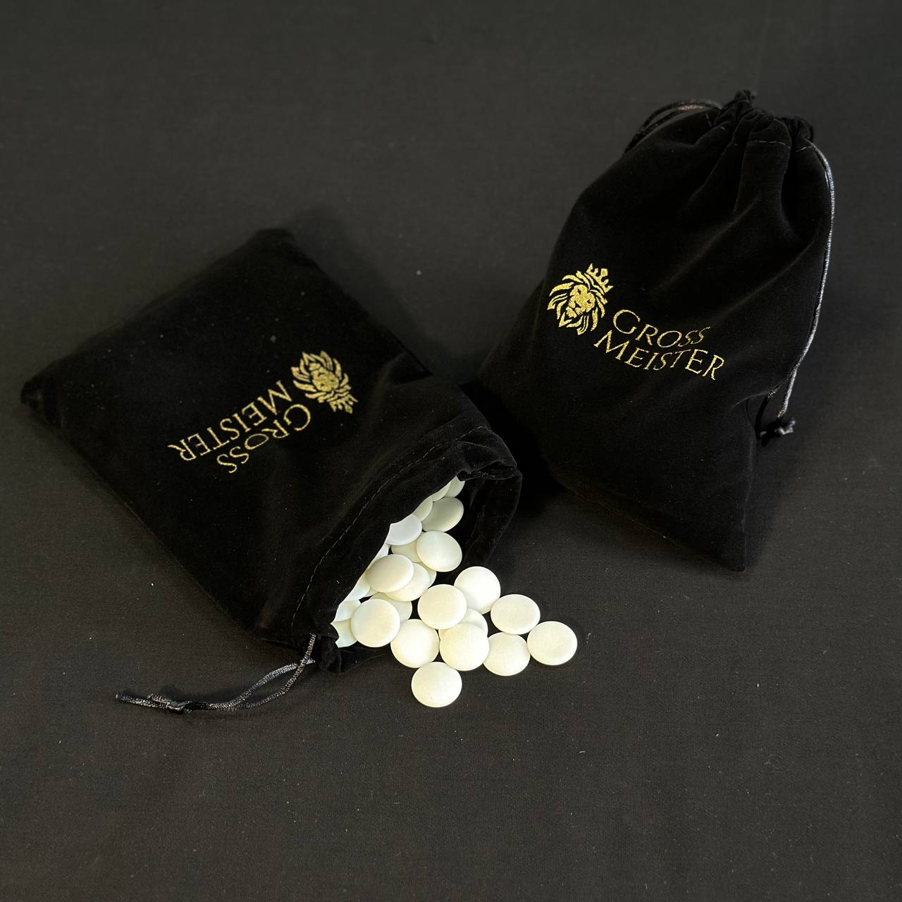 Go-Spielbrett Handarbeit (altes chinesisches Strategiespiel), Ungewöhnliches Brettspiel. Geschenkfertig