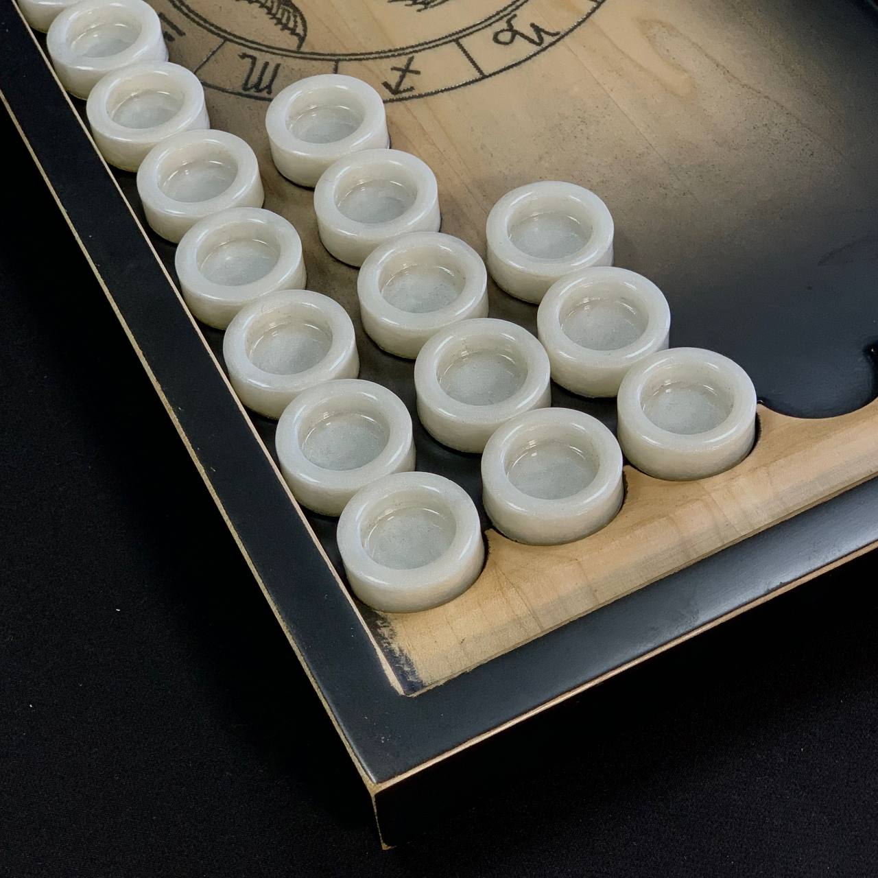 Backgammon-Brett aus Holz mit dem Sternzeichen Fische – handgefertigt, personalisierbar, geschenkfertig