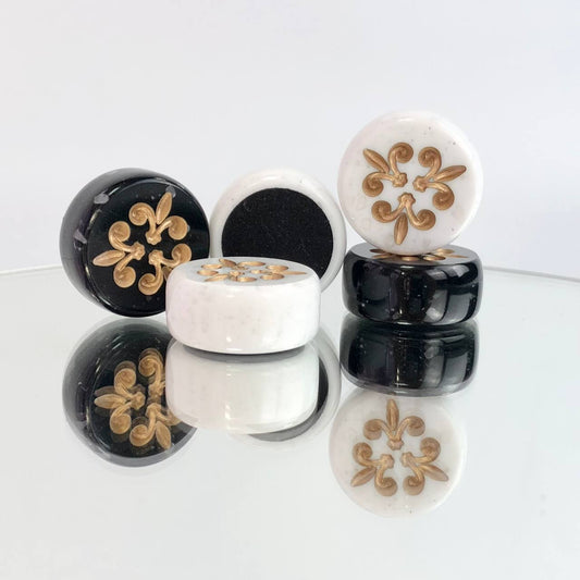 Satz Damesteine ​​aus Acrylstein 27 mm, Chips für Backgammon, Damespiel.