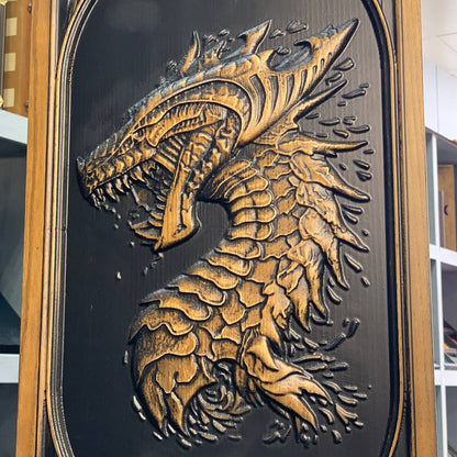 Exklusives Holz-Backgammon „Drache“. Individualisierbar und als Geschenk geeignet