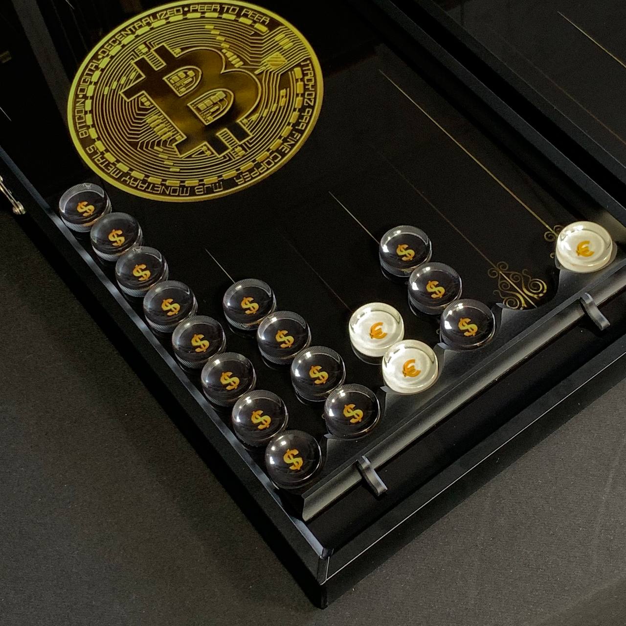 Exquisites Glas-Backgammon-Set "Dollar", 61×27 cm, Art. 250003, Individualisierung möglich. Geschenkfertig