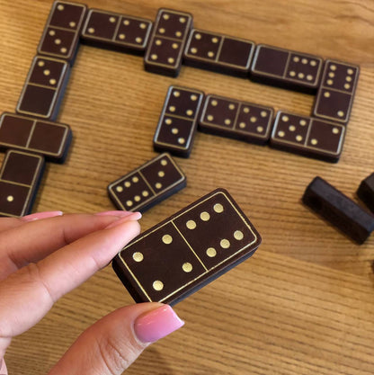 Luxuriöses Domino-Set aus Holz und elegantem Leder, 52*27*12mm braune Dominosteine, Geschenkfertig