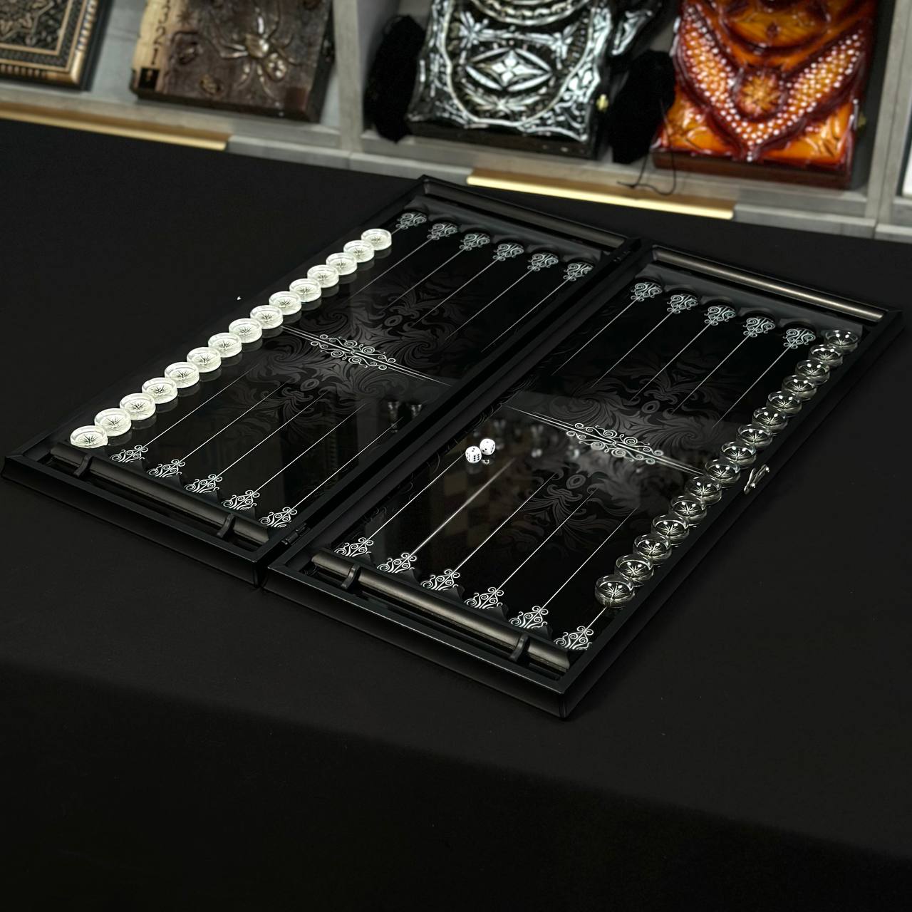 Jeu de backgammon en verre luxueux fait main 61 x 27 cm. Personnalisé, prêt à offrir