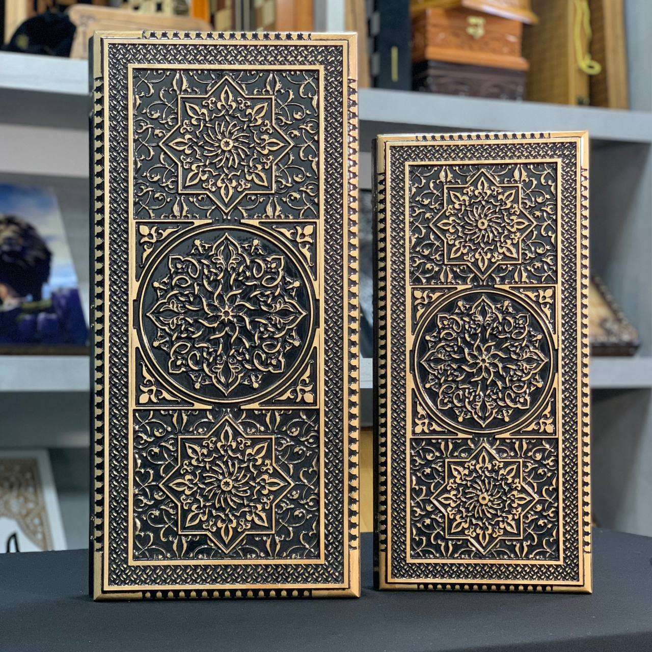 Plateau de backgammon en bois – Un mélange exquis d'art et de fonctionnalité, prêt à offrir