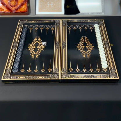 Plateau de backgammon en bois – Un mélange exquis d'art et de fonctionnalité, prêt à offrir