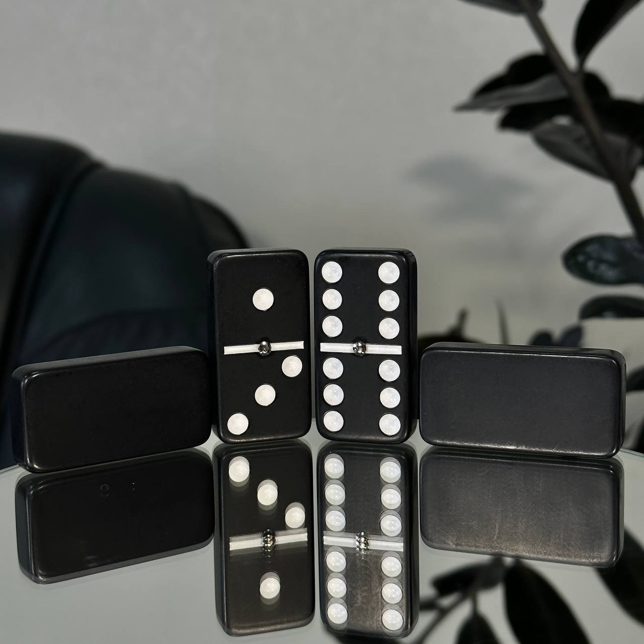Jeu de dominos noirs 53 x 24 mm dans une boîte de rangement, qualité supérieure, prêt à offrir