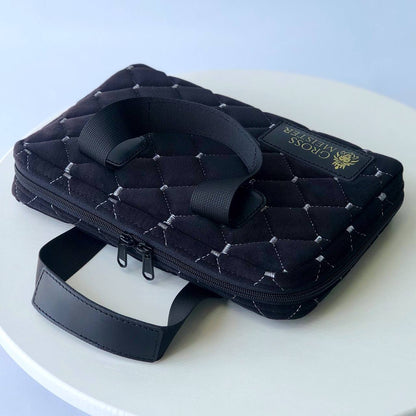 Housse de rangement en alcantara pour Stone Domino 26*16cm. Doux et confortable.