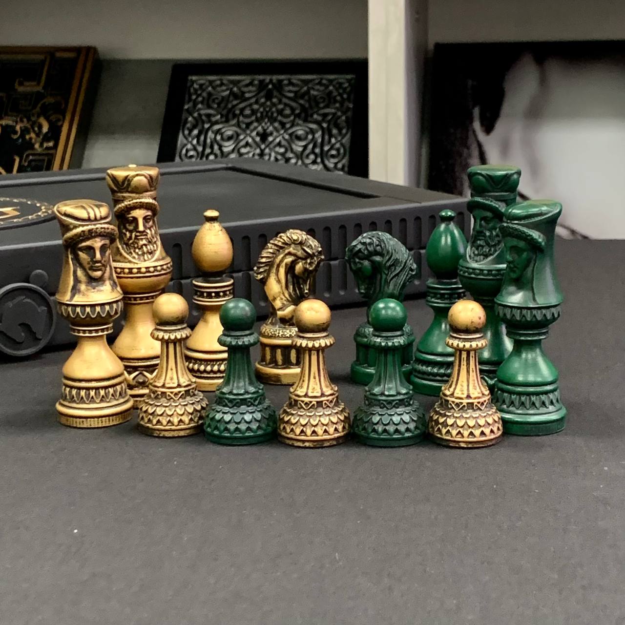 Hochwertiges Schachspiel aus Acryl (nur Figuren) mit Aufbewahrungsbox – Kostenlose Lieferung weltweit | Geschenkfertig