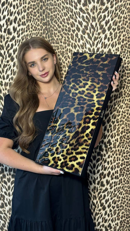 Glas-Backgammon-Set Leopard, 61 x 27 cm. Personalisierung. Als Geschenk geeignet.